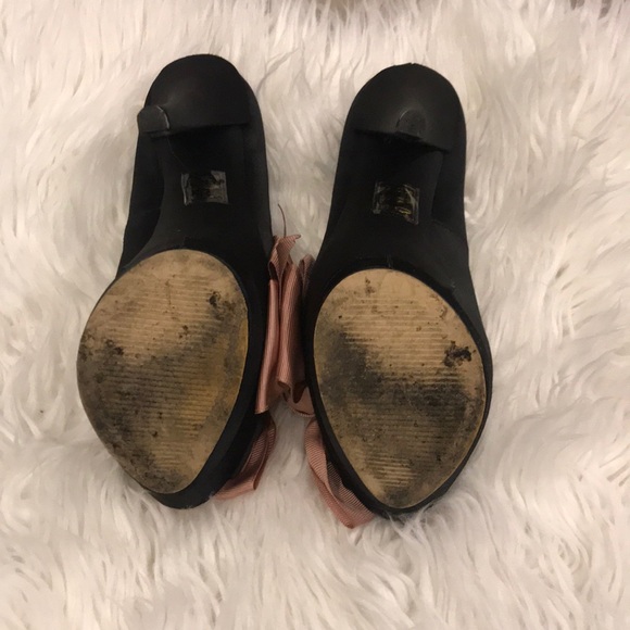 Also Black Pump with baby pink bow - Picture 3 of 4